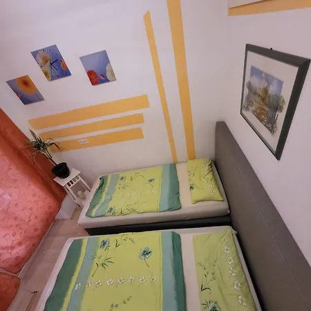 Unterkunftsresidenz Апартаменты *
